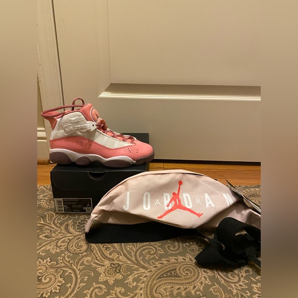 New girl size 5Y pink